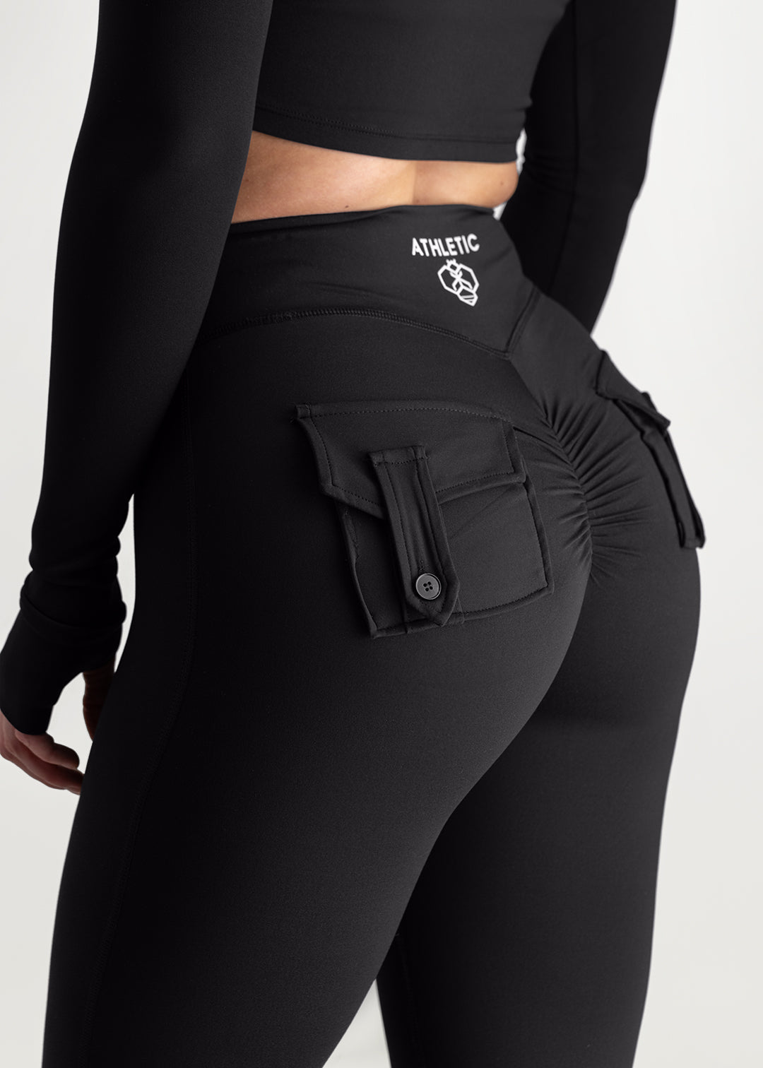 Deepshakers™Black Define Pocket Legging